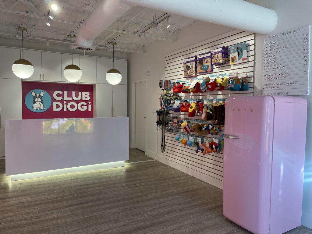 Club DiOGi New Lobby 1
